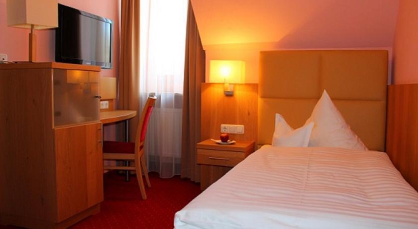 Hotel-Gasthof-Kohlmeier Kranzberg Phòng bức ảnh